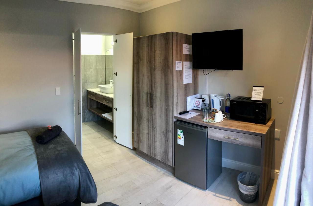 Hermanus Guest Rooms Экстерьер фото